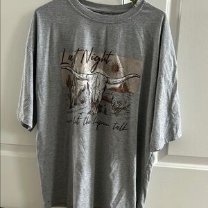 SHEIN Heather Gray Short Sleeve Graphic Tee